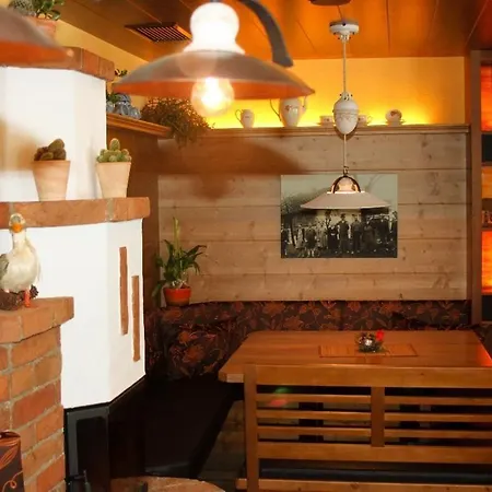 Schnatterhof Çiftlik konaklama