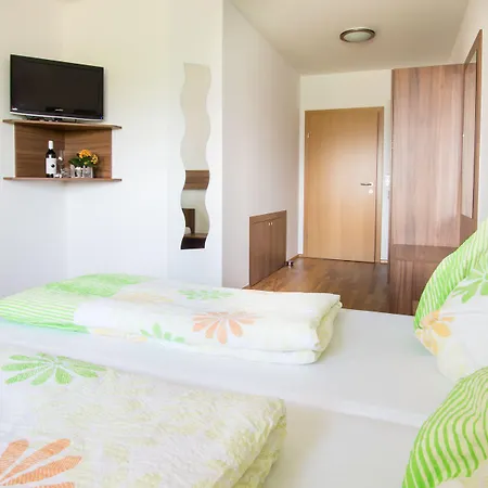 Farm stay Schnatterhof Lambrechten