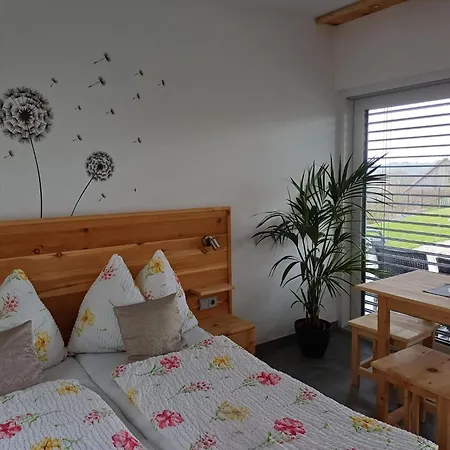 בית חווה Schnatterhof Lambrechten